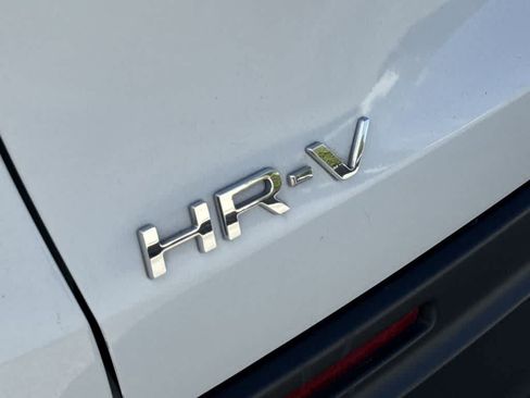 Used 2023 Honda HR-V LX image 10