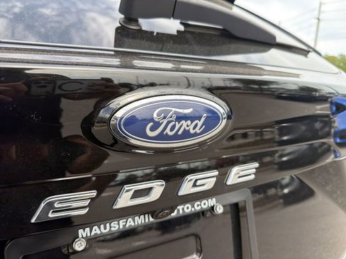 Used 2024 Ford Edge SEL AWD/4WD image 11