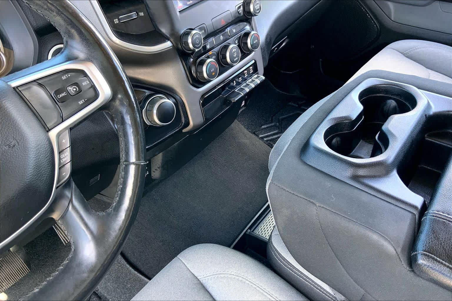 Used 2019 RAM 1500 Big Horn RWD image 16