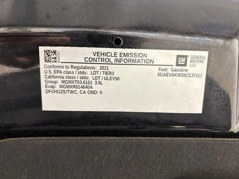 Used 2021 Buick Enclave Essence w/ Sound and Sites Package AWD/4WD image 34