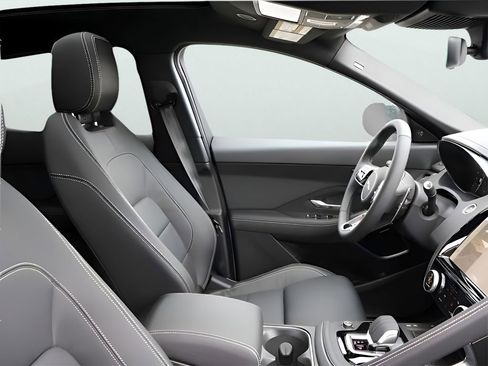 Used 2024 Jaguar E-PACE R-Dynamic SE image 9