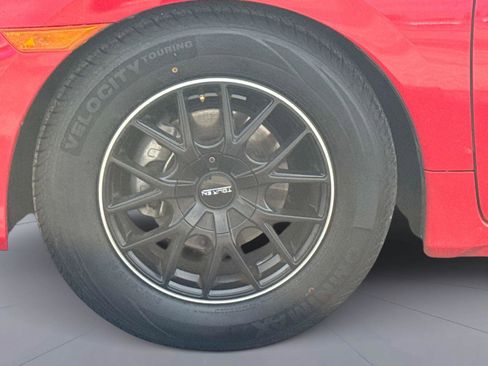 Used 2018 Honda Civic LX image 10