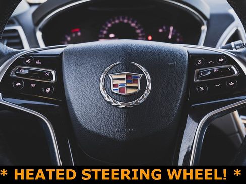 Used 2016 Cadillac SRX Luxury image 12