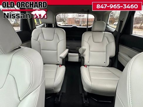 Used 2024 Kia Telluride S w/ S Sunroof Package image 12