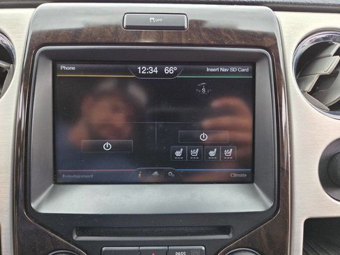 Used 2013 Ford F150 Platinum image 29