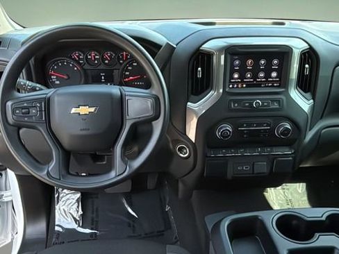 Used 2025 Chevrolet Silverado 1500 Custom RWD image 10