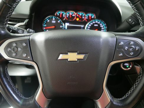 Used 2019 Chevrolet Tahoe LT w/ LT Signature Package AWD/4WD image 25