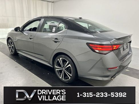 Used 2023 Nissan Sentra SR w/ SR Premium Package FWD image 7
