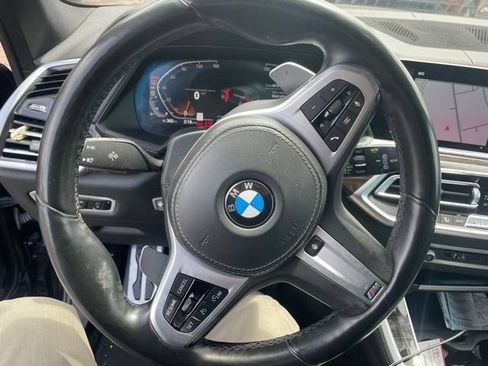 Used 2021 BMW X5 xDrive40i w/ M Sport Package AWD/4WD image 53