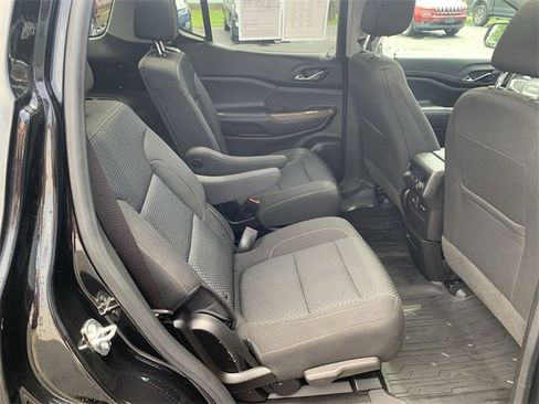 Certified 2023 GMC Acadia SLE w/ Driver Convenience Package image 27