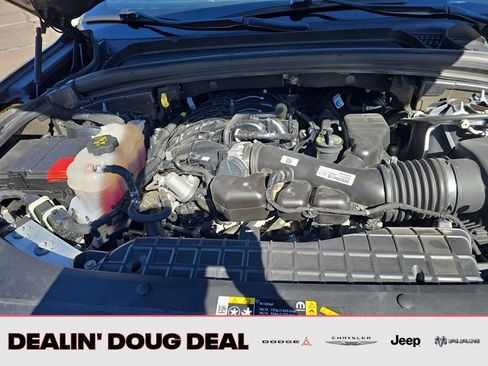 Used 2023 Jeep Grand Cherokee Altitude image 21