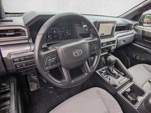 Used 2025 Toyota Tacoma SR5 AWD/4WD image 10