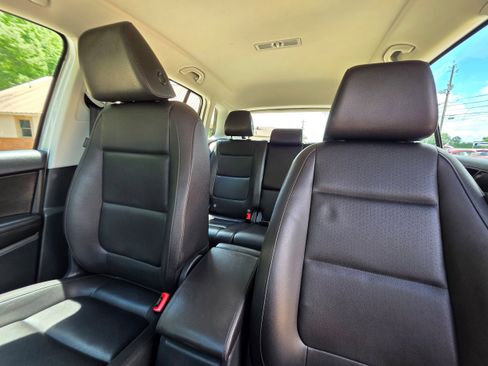 Used 2016 Volkswagen Tiguan S AWD/4WD image 19