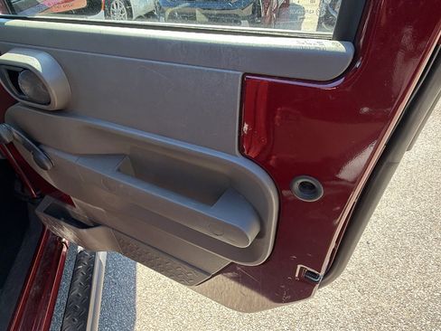 Used 2007 Jeep Wrangler X image 18
