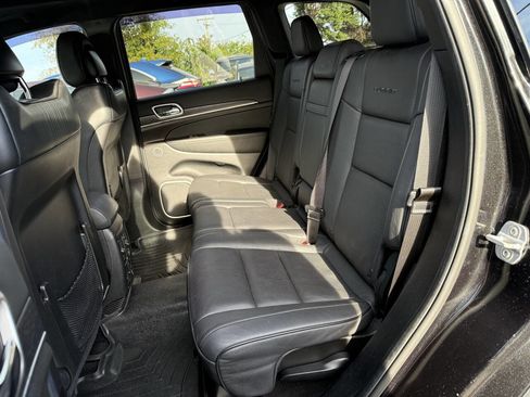 Used 2014 Jeep Grand Cherokee Summit image 11
