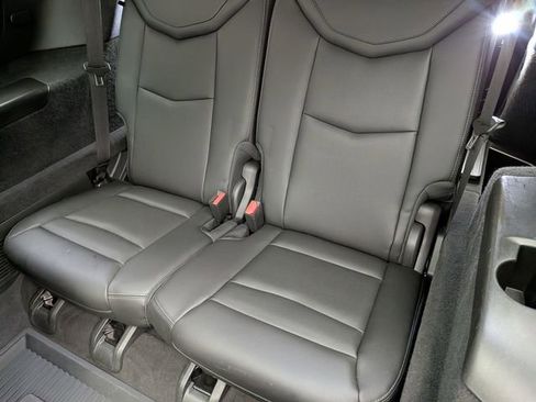 Used 2024 Cadillac XT6 Premium Luxury w/ LPO, Floor Liner Package AWD/4WD image 25