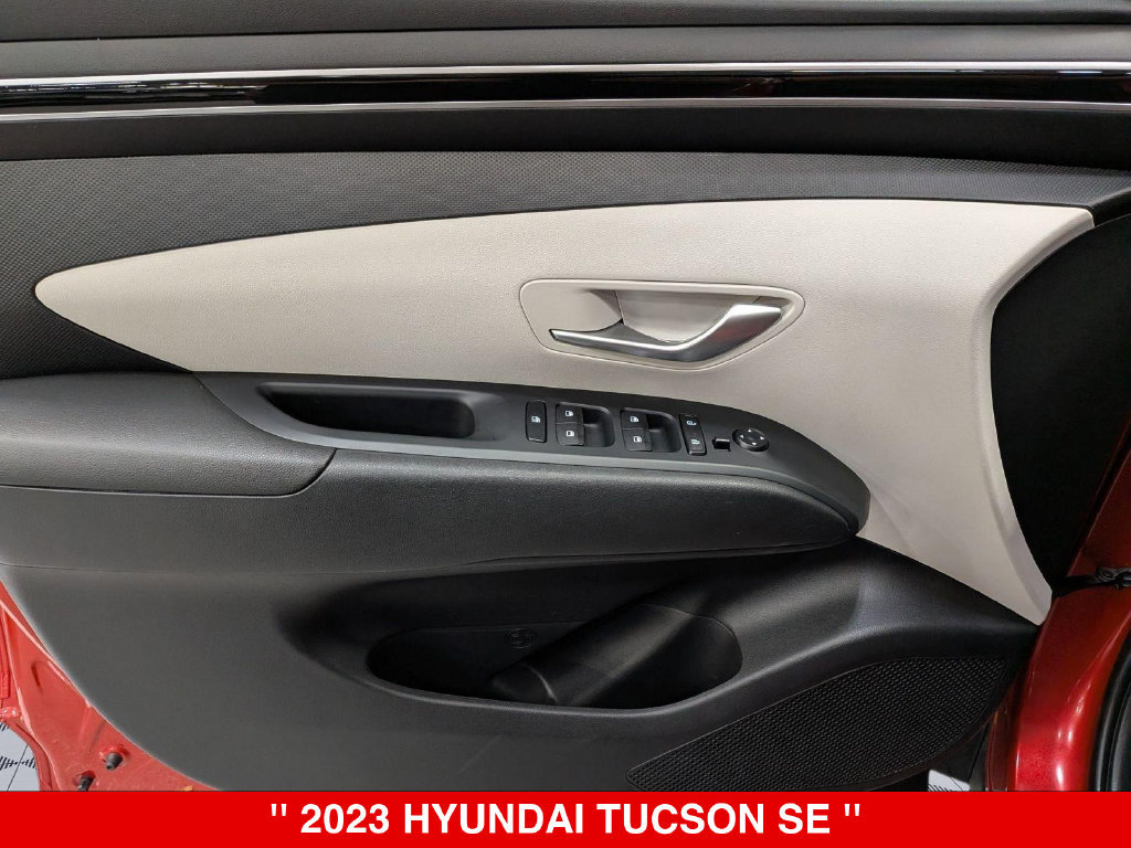 Used 2023 Hyundai Tucson SE AWD/4WD image 14
