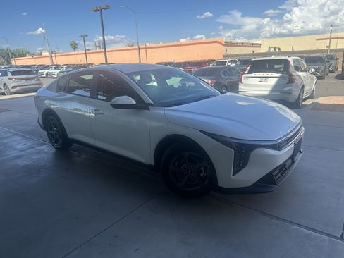 Used 2025 Kia K4 FWD image 5