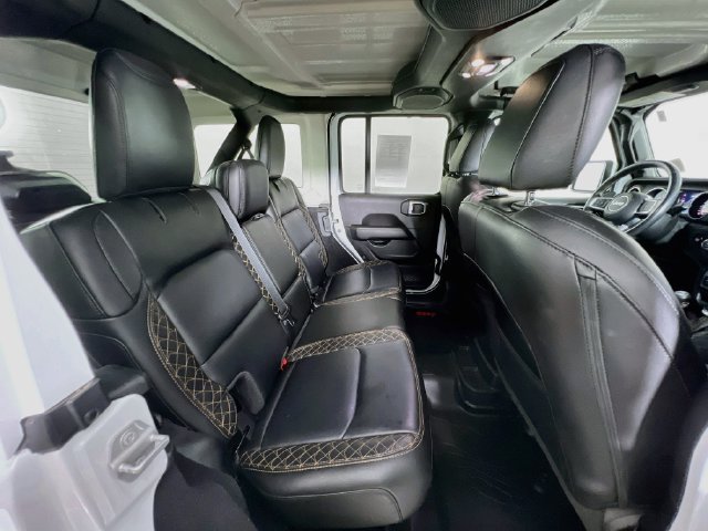 Used 2020 Jeep Wrangler Unlimited Sahara AWD/4WD image 40