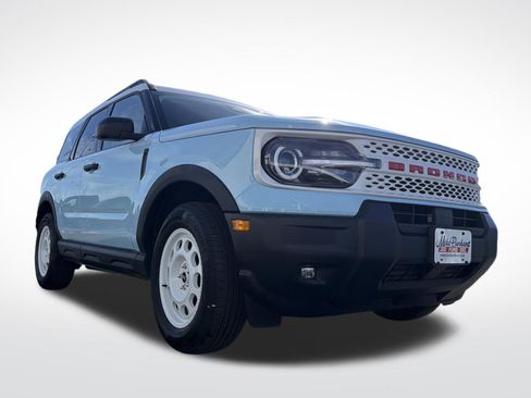 Certified 2025 Ford Bronco Sport Heritage w/ Convenience Package image 5
