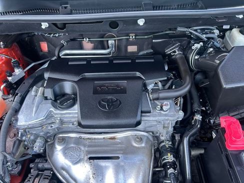 Used 2015 Toyota RAV4 XLE AWD/4WD image 19