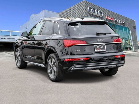 Used 2023 Audi Q5 2.0T Premium Plus w/ Premium Plus Package AWD/4WD image 2