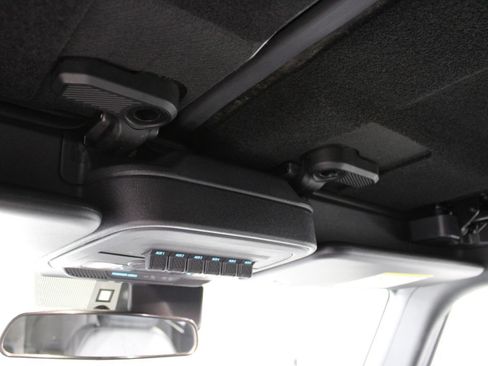 Used 2024 Ford Bronco Black Diamond AWD/4WD image 25