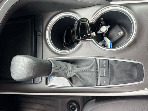 Used 2023 Toyota Camry LE FWD image 37