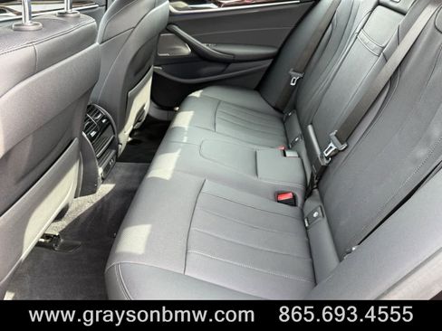 Used 2022 BMW 530i xDrive w/ Premium Package image 24