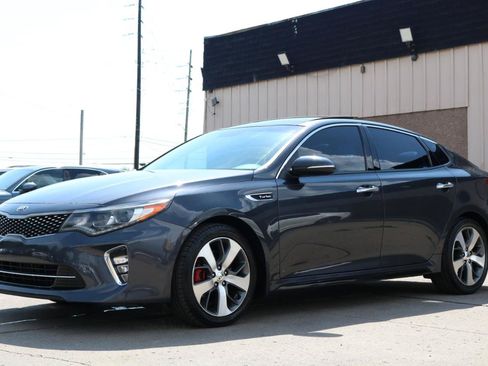 Used 2018 Kia Optima SX FWD image 17