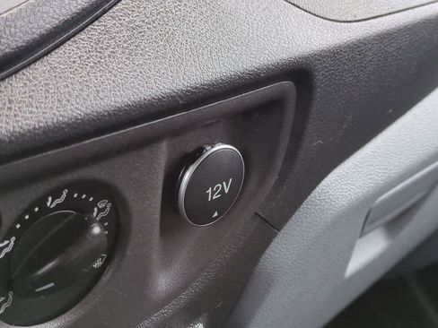 Used 2015 Ford Transit 250 148 High Roof Extended RWD image 32