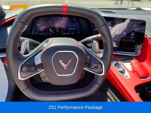 Used 2022 Chevrolet Corvette Stingray Premium Conv w/ Z51 Performance Package RWD image 7