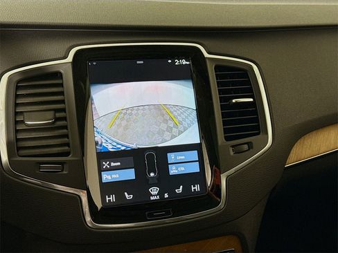 Used 2022 Volvo XC90 T8 Inscription Expression w/ Protection Package Premier image 8