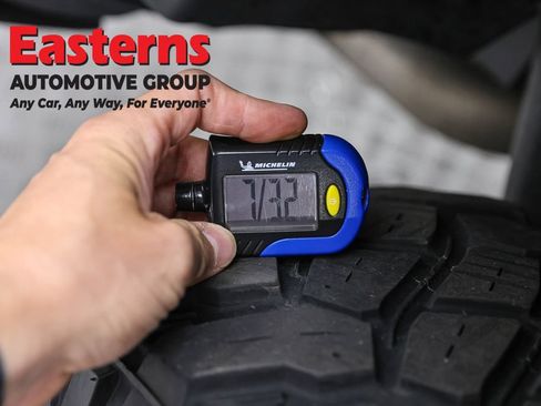 Used 2023 Jeep Wrangler Unlimited w/ Cold Weather Group AWD/4WD image 29