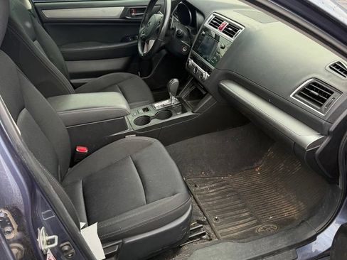 Used 2017 Subaru Legacy 2.5i Premium AWD/4WD image 9