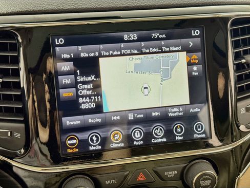 Used 2019 Jeep Grand Cherokee Limited AWD/4WD image 18