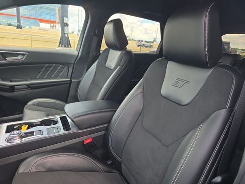 Used 2023 Ford Edge ST AWD/4WD image 19