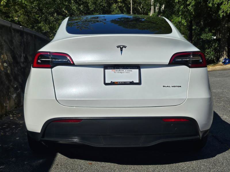 Used 2025 Tesla Model Y Long Range AWD/4WD image 9