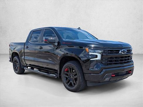 Used 2022 Chevrolet Silverado 1500 RST w/ Redline Edition AWD/4WD image 3