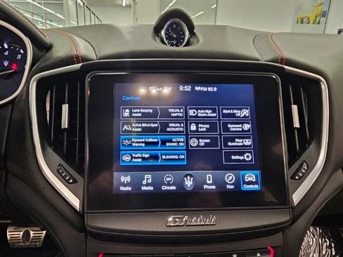 Used 2019 Maserati Ghibli S GranSport Q4 image 16