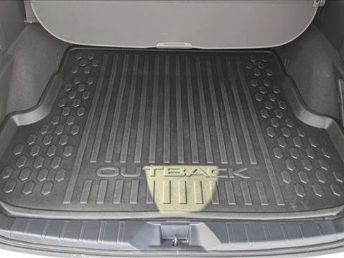 Used 2025 Subaru Outback Limited w/ Popular Package #2 image 6