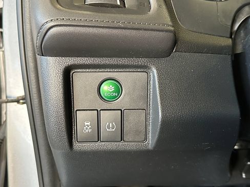 Used 2020 Honda HR-V Sport image 18