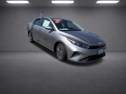 Used 2023 Kia Forte LXS FWD image 36