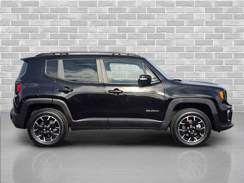Used 2023 Jeep Renegade Latitude AWD/4WD image 6