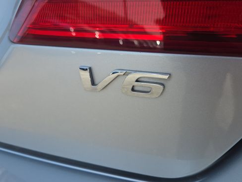 Used 2015 Honda Accord EX-L image 38
