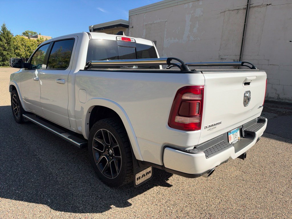 Used 2019 RAM 1500 Laramie AWD/4WD image 3
