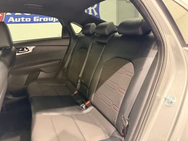 Used 2022 Kia Forte GT w/ GT Technology Package FWD image 18