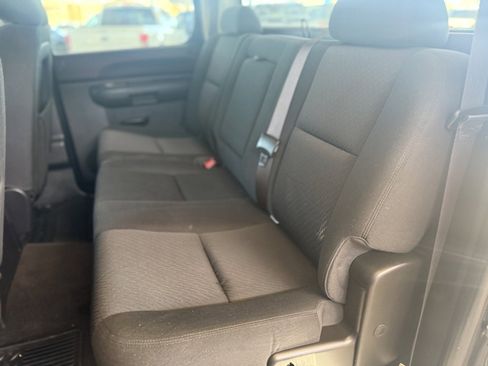 Used 2013 Chevrolet Silverado 1500 LT image 17