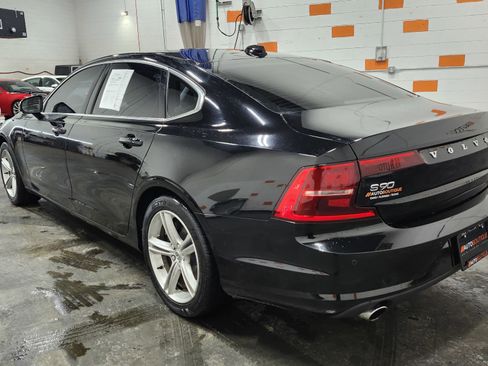 Used 2018 Volvo S90 T5 Momentum w/ Protection Package image 15