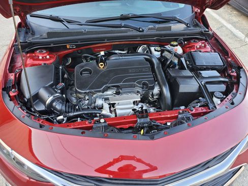 Used 2021 Chevrolet Malibu RS image 49